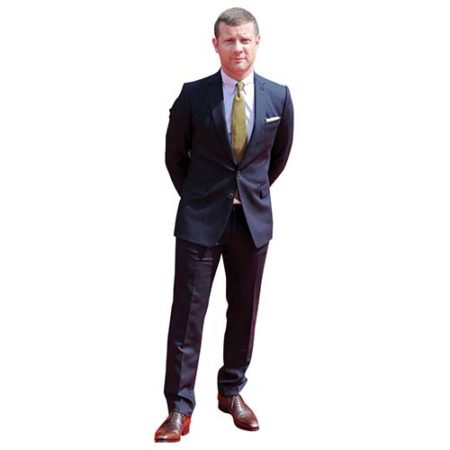 Featured image for “Dermot O'Leary Cutout”